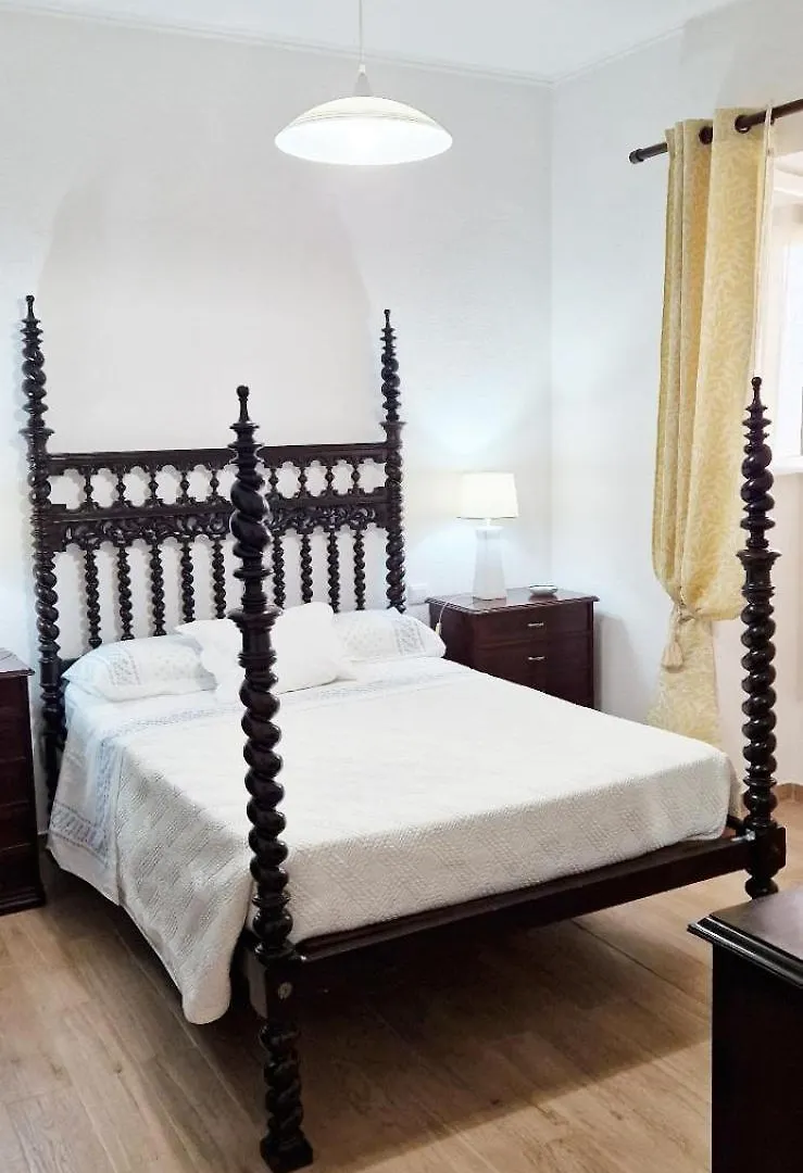 פונשל Apartamento Renovado E Luminoso A Poucos Minutos Do Centro