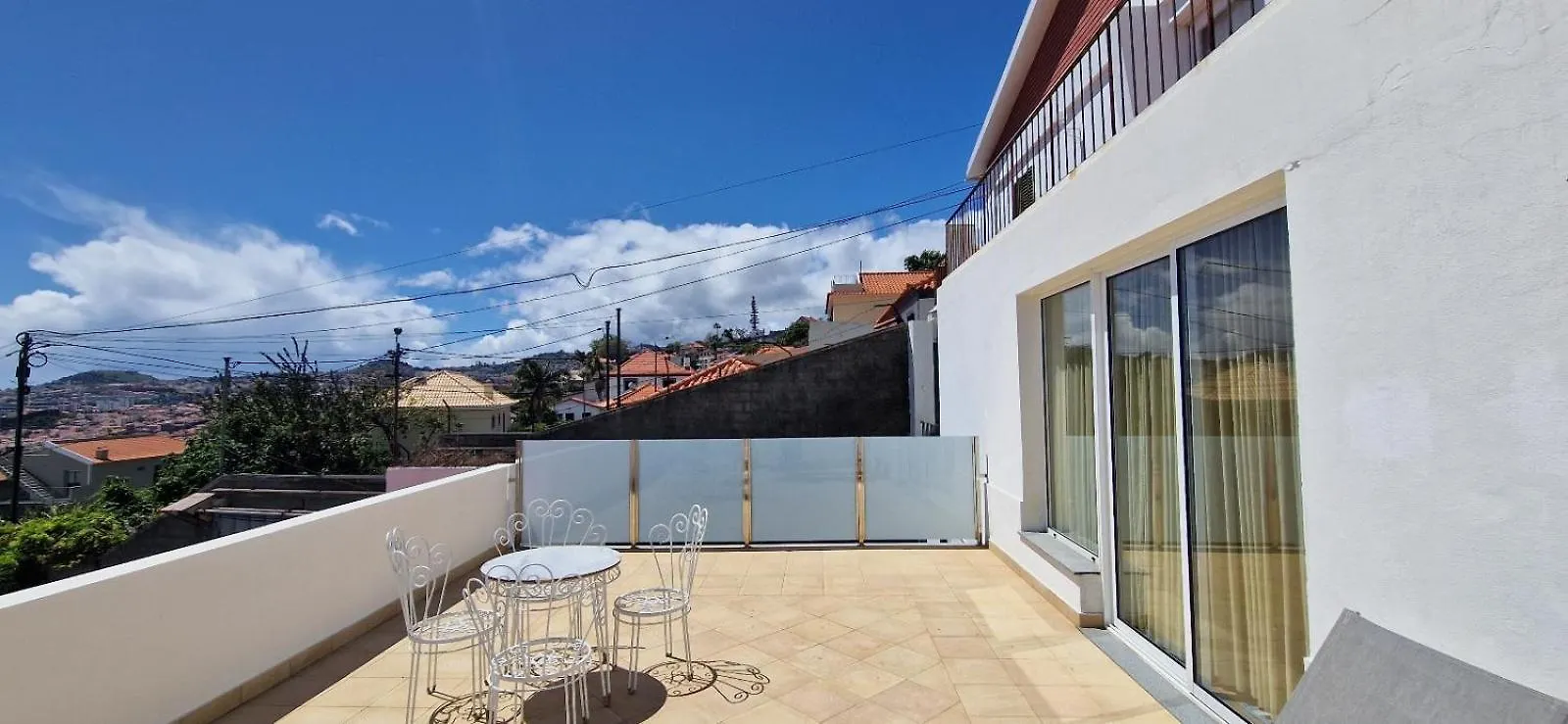 דירה פונשל Apartamento Renovado E Luminoso A Poucos Minutos Do Centro פורטוגל
